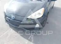 2013 Toyota PRIUS photo