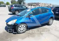 2013 Toyota PRIUS фото