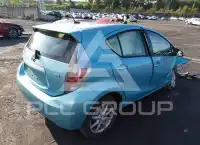 2013 Toyota PRIUS фото