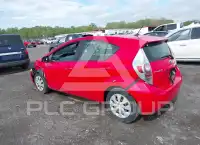 2013 Toyota PRIUS photo