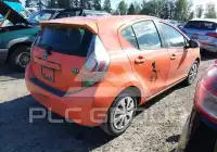 2013 Toyota PRIUS фото