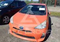 2013 Toyota PRIUS фото