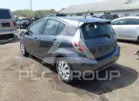 2013 Toyota PRIUS фото