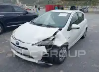 2013 Toyota PRIUS фото