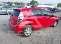 2013 Toyota PRIUS photo
