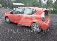 2013 Toyota PRIUS фото