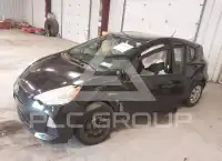 2013 Toyota PRIUS фото