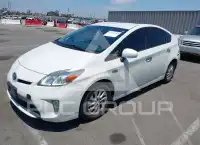 2013 Toyota PRIUS фото