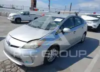 2013 Toyota PRIUS photo