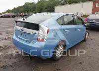 2013 Toyota PRIUS фото