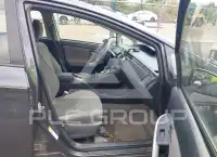 2013 Toyota PRIUS фото
