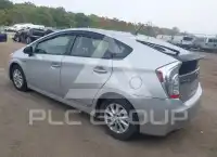 2013 Toyota PRIUS фото