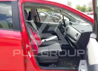 2013 Toyota YARIS фото