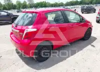 2013 Toyota YARIS фото