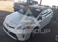 2013 Toyota PRIUS фото