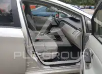 2013 Toyota PRIUS фото