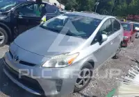 2013 Toyota PRIUS фото