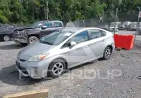 2013 Toyota PRIUS photo