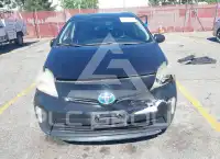2013 Toyota PRIUS фото