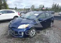 2013 Toyota PRIUS фото