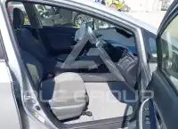 2013 Toyota PRIUS фото