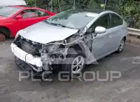 2013 Toyota PRIUS фото