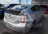 2013 Toyota PRIUS фото