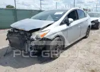 2013 Toyota PRIUS фото