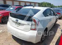2013 Toyota PRIUS photo