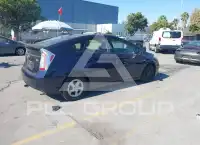2013 Toyota PRIUS фото
