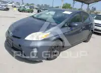 2013 Toyota PRIUS фото