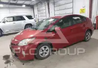 2013 Toyota PRIUS фото