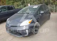 2013 Toyota PRIUS photo