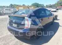 2013 Toyota PRIUS photo