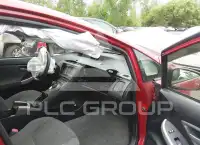 2013 Toyota PRIUS фото