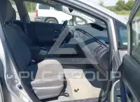 2013 Toyota PRIUS фото
