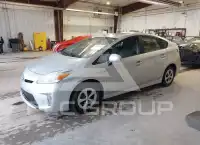 2013 Toyota PRIUS фото