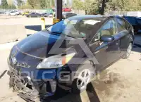 2013 Toyota PRIUS фото