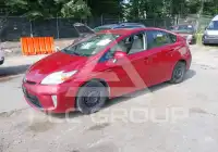 2013 Toyota PRIUS фото
