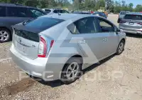 2013 Toyota PRIUS photo