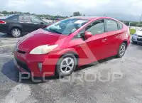 2013 Toyota PRIUS фото