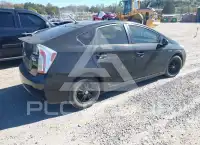 2013 Toyota PRIUS photo
