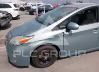 2013 Toyota PRIUS фото