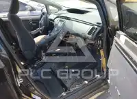 2013 Toyota PRIUS фото