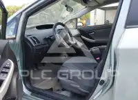 2013 Toyota PRIUS фото