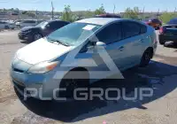 2013 Toyota PRIUS фото