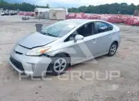 2013 Toyota PRIUS фото