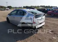 2013 Toyota PRIUS фото