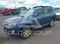 2013 Toyota Highlander фото