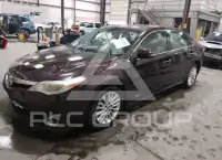 2013 Toyota AVALON photo